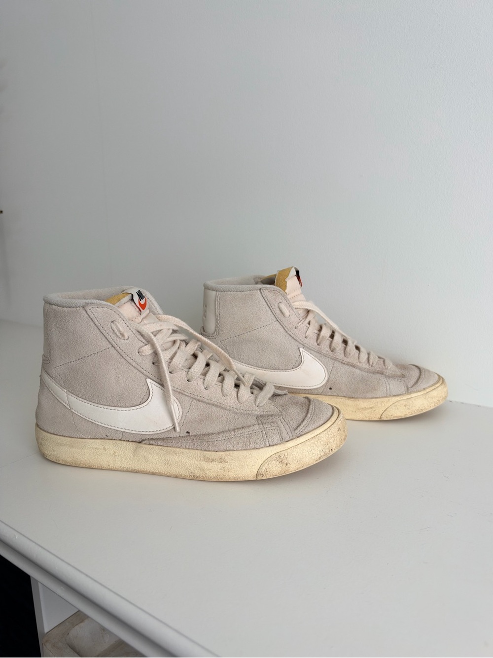 Nike Blazer Mid ’77 Vintage Suede Sneakers Neutral Women’s 7.5